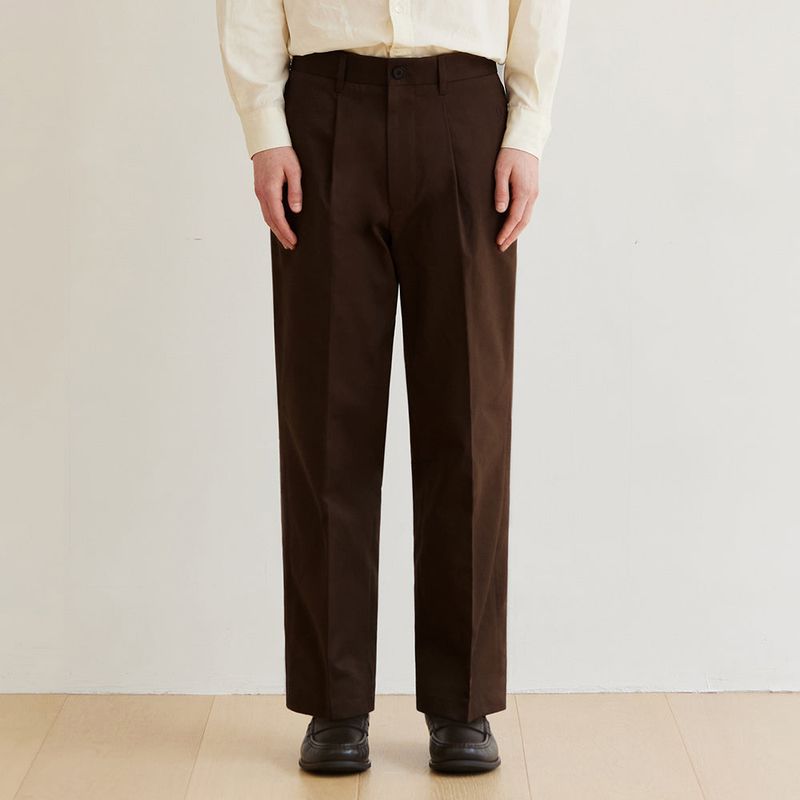 Q's（キューズ）の「シェイクスペースコットンドリルパンツ (Brown)（パンツ）」