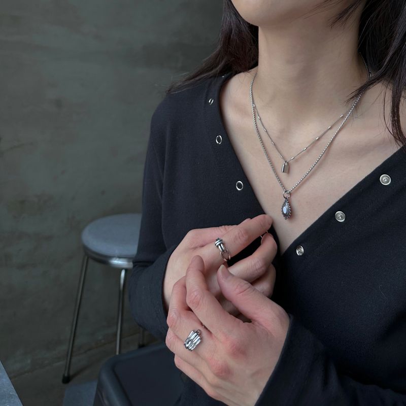 [MADE] White tear Necklace