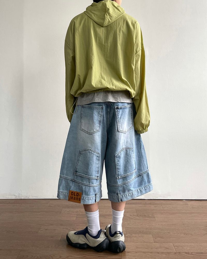 Breeze Hooded Windbreaker