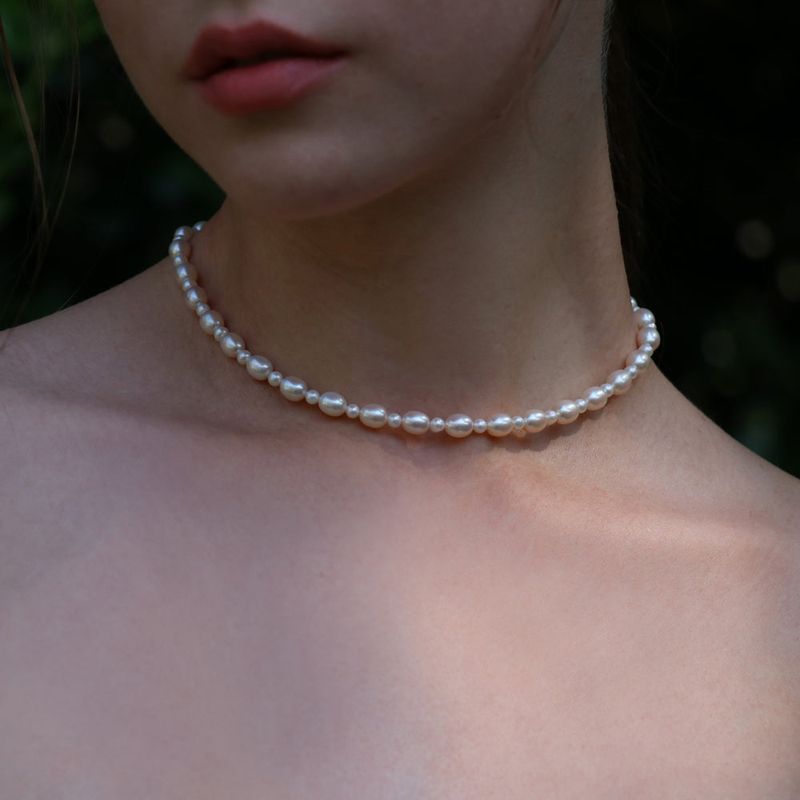 oval pearl necklace