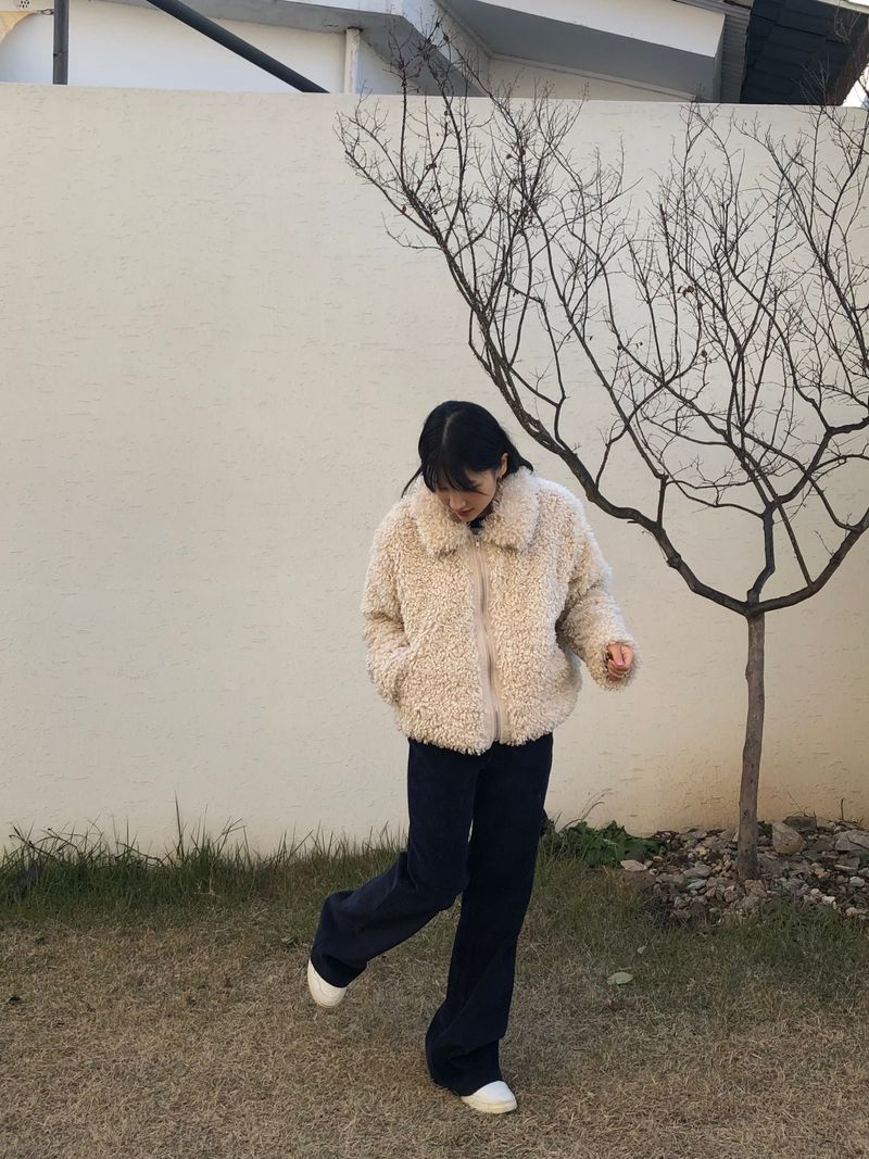 Softly corduroy boot-cut pants