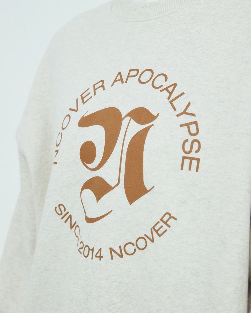 ROMAN TYPO LOGO SWEATSHIRT-BEIGE