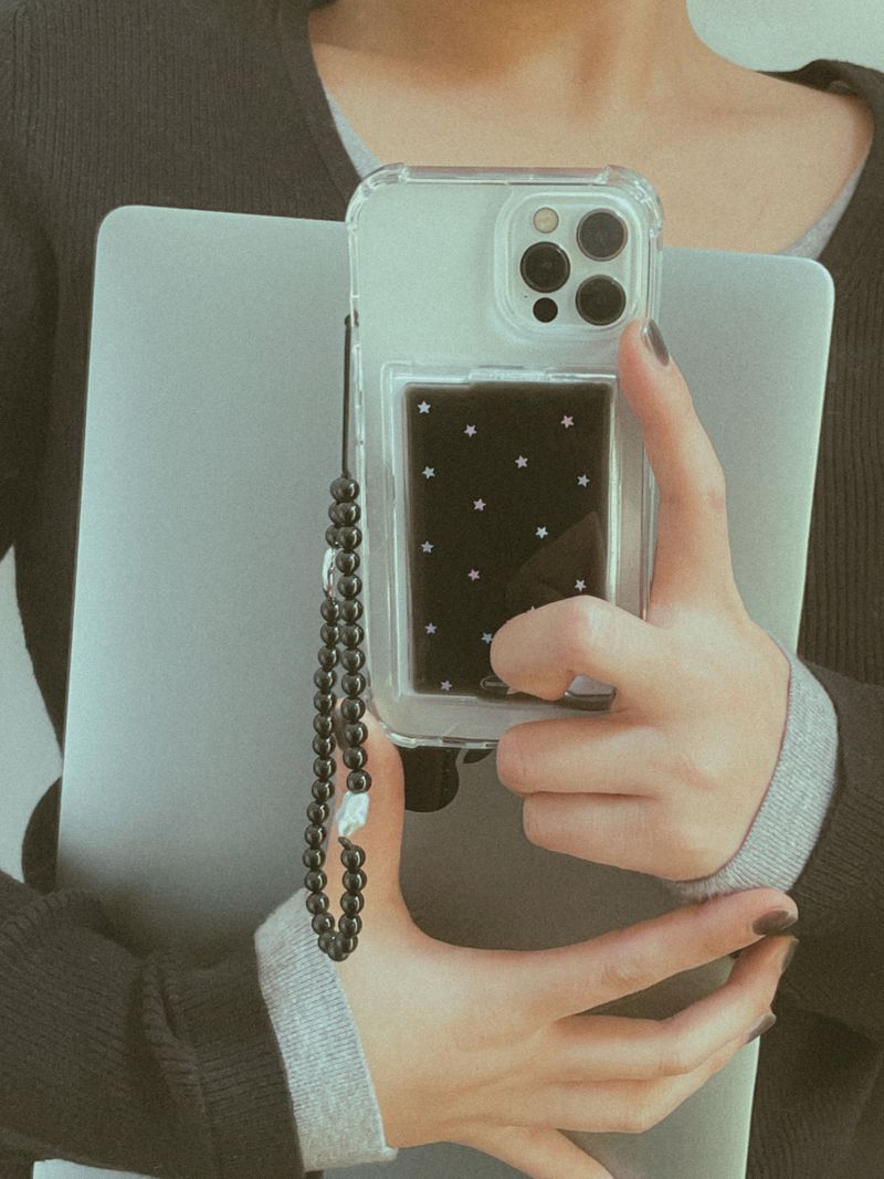 Syrup Black Star Resin Magsafe Wallet