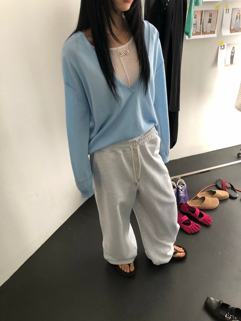 Breeze Deep V-Neck Knit
