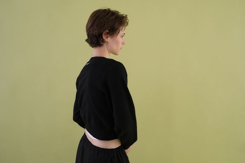 Essencial cardigan_black
