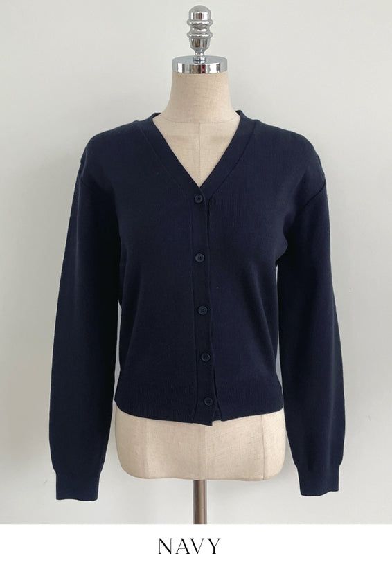 Lensi V-neck basic knit cardigan