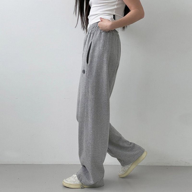 muahmuah（ムアムア）の「ステッチロゴストリングジョガーパンツ [GRAY]（パンツ）」