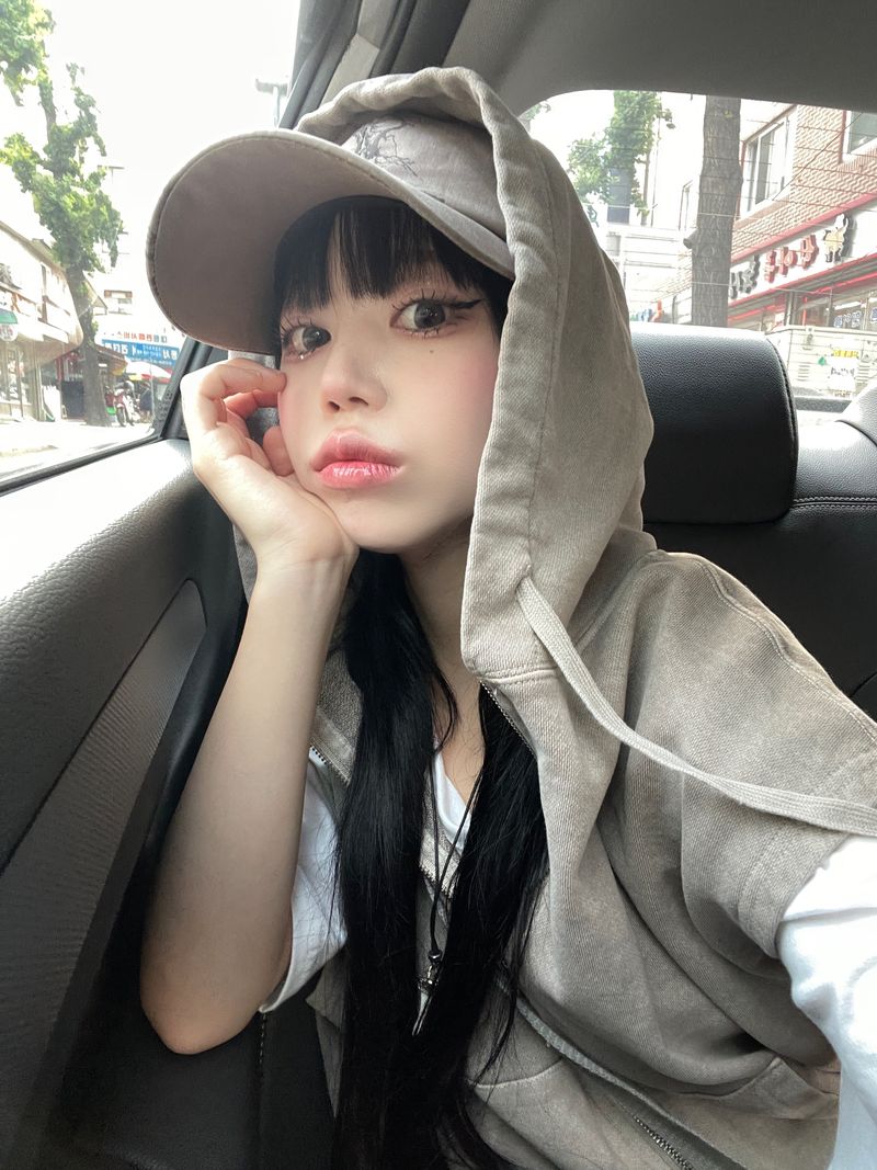 Leo Pigment Hooded Two-Way Vest