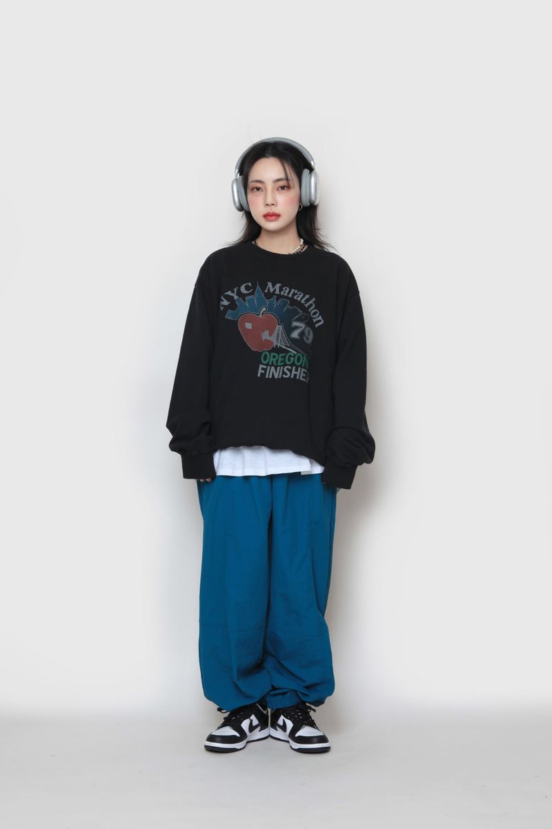 NYC Apple sweatshirt