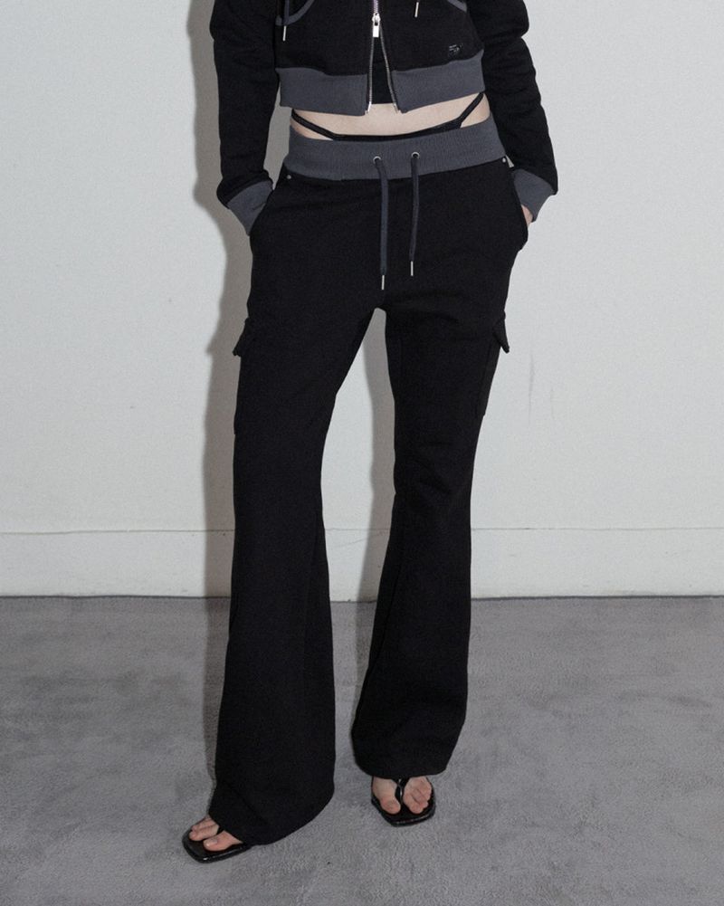 MagoRen SEOUL（マゴレン ソウル）の「Bootcut Sweatpants Black x Charcoal（Pants）」
