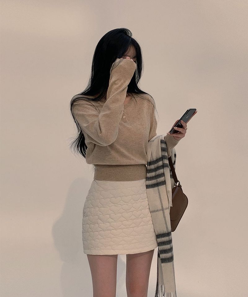 [BELLIDE MADE] Soft button long-sleeve knitwear