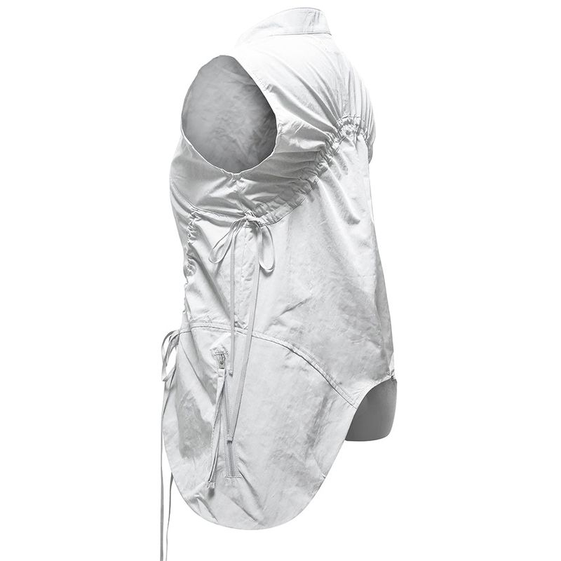 ROUND POCKET VEST . WHITE