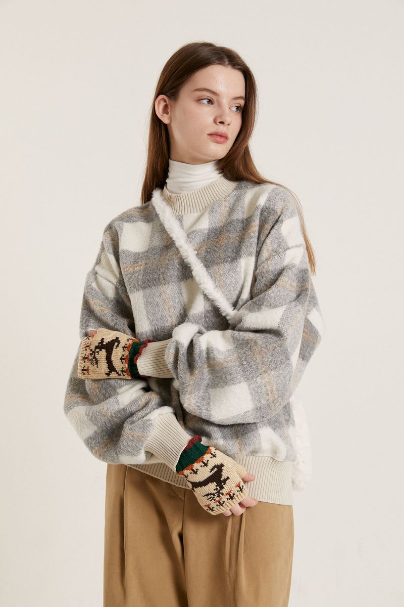 PINK PINEAPPLE（ピンクパイナップル）の「VINTAGE HAND WARMER_IVORY（Fashion Accessories）」