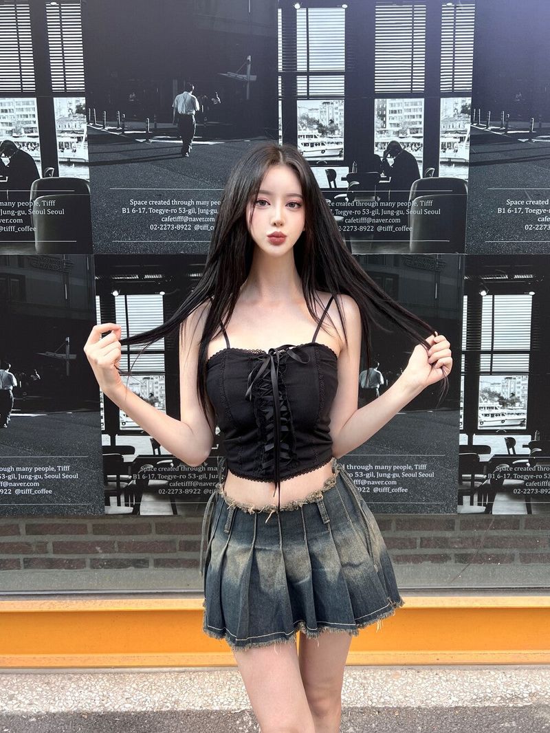 Seow（ソウ）の「910. Heart lace corset top (2color)（Tops）」
