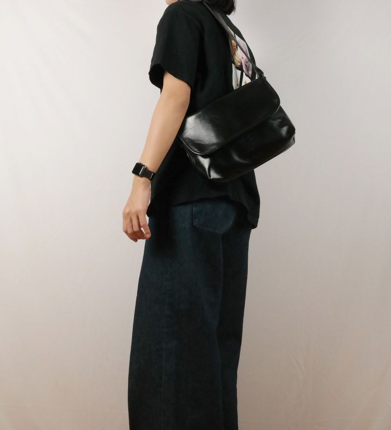 moss black