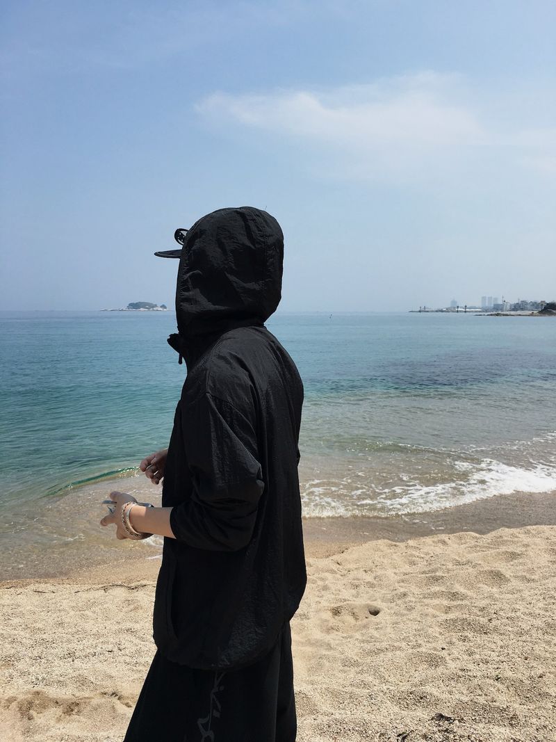 Mate diagonal hood windbreaker 7C