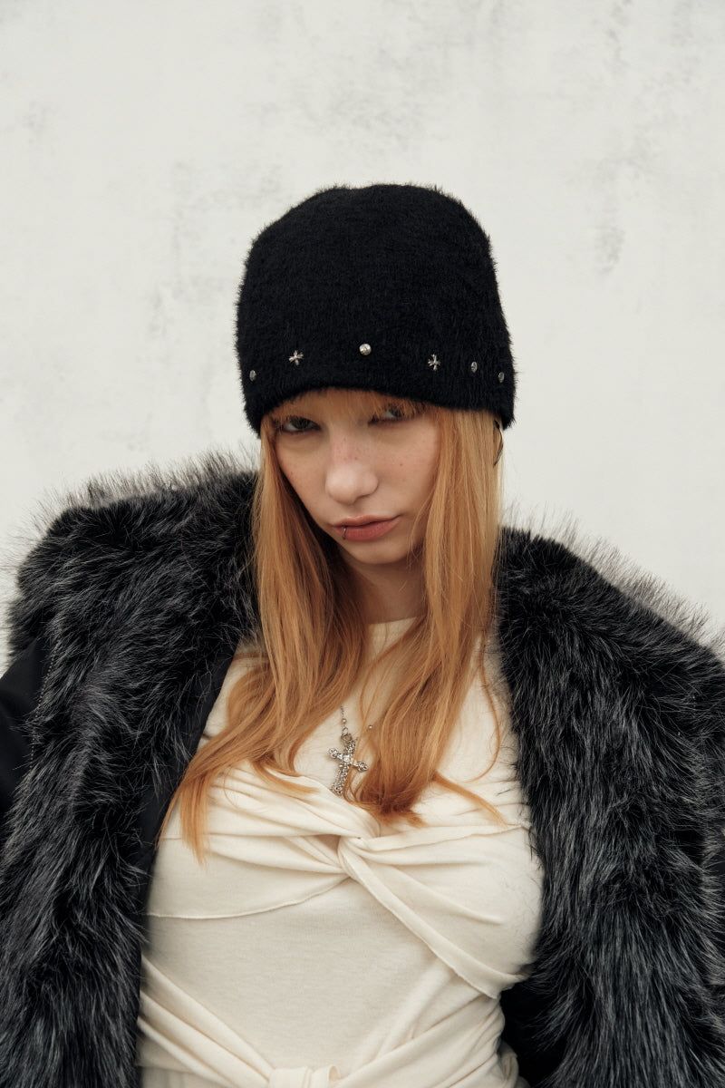 ey cr beanie (black)
