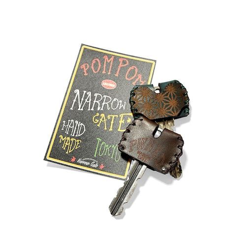 PWNED（パウンド）の「LEATHER KEY CASE NARROWGATE × PWNED（Toys/Key Holders）」