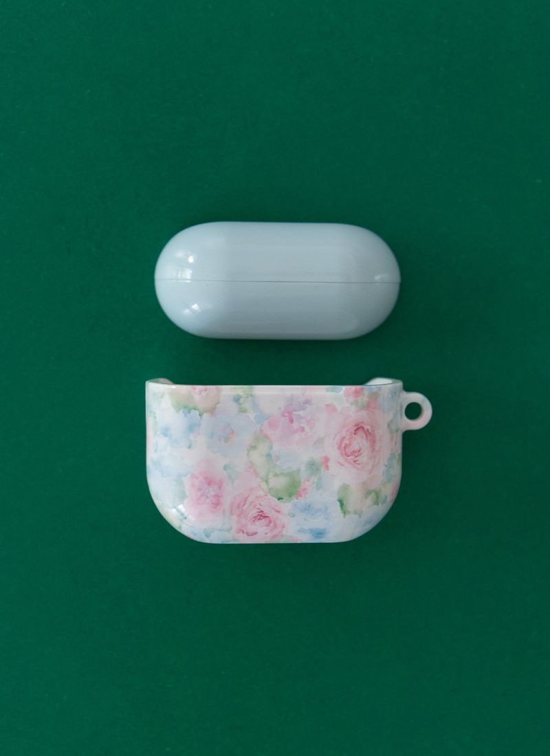 monet (AirPods case)