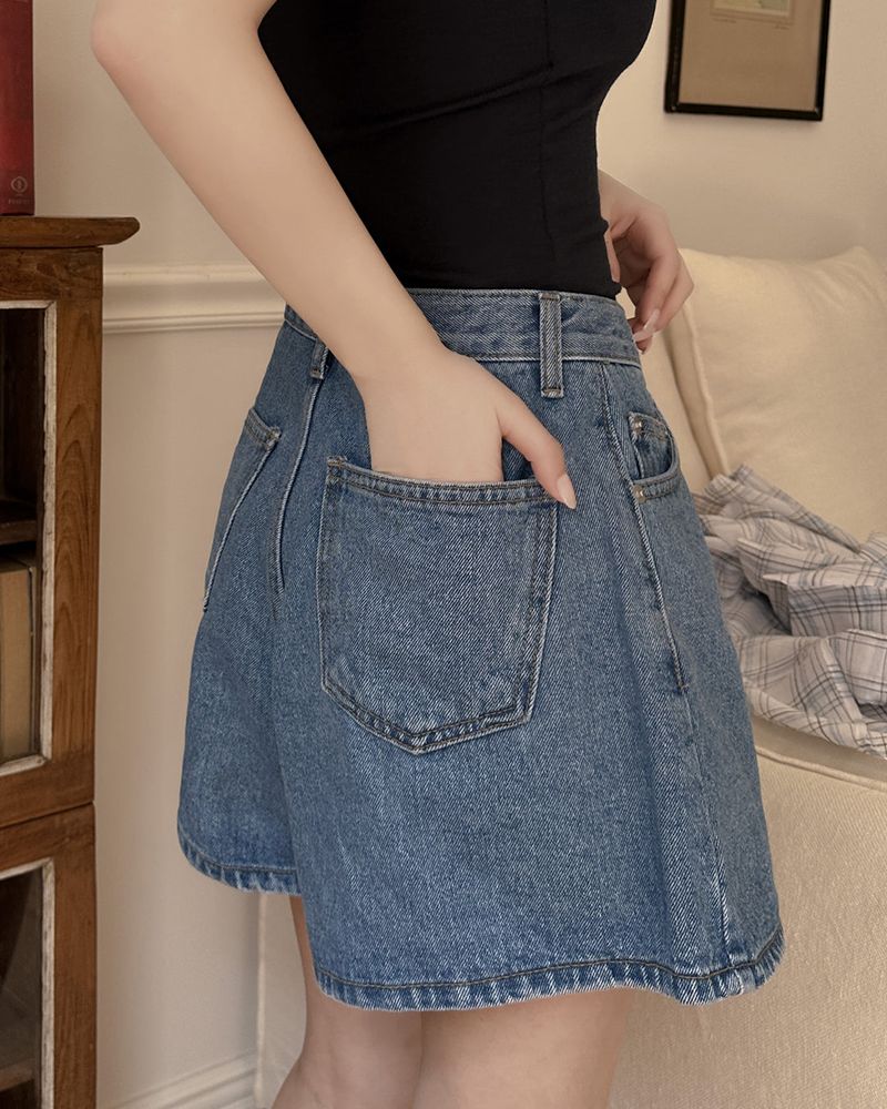 Warner Pintuck Denim Shorts
