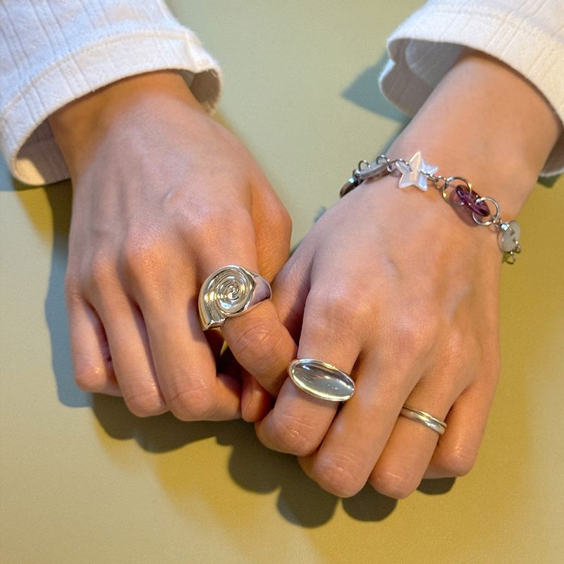 oval glow ring
