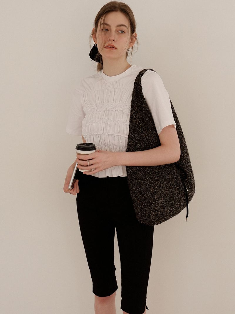 VOOR（ボル）の「Jeanne Knit Shoulder Bag_Black（Bags）」