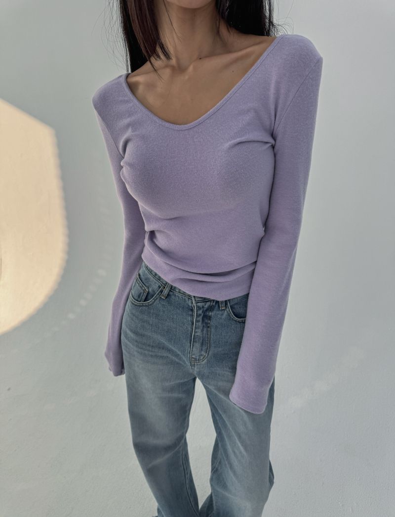 Napping V-neck Long Sleeve T-shirt
