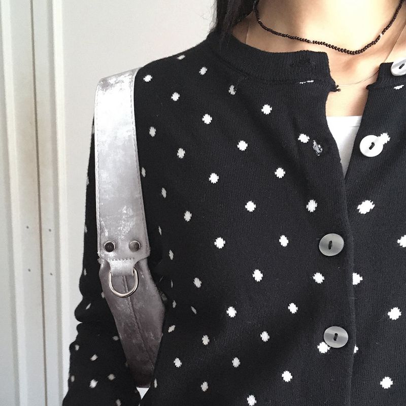 Hepo Dot Round Knit Cardigan