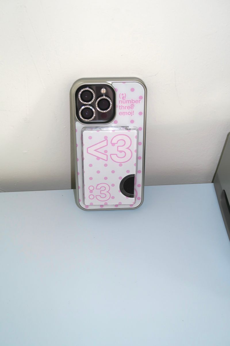 i43（アイササム）の「[MADE]ナンバー3 エモジ ケース+カードスロット(Sky cotton)（スマホグッズ/小物）」
