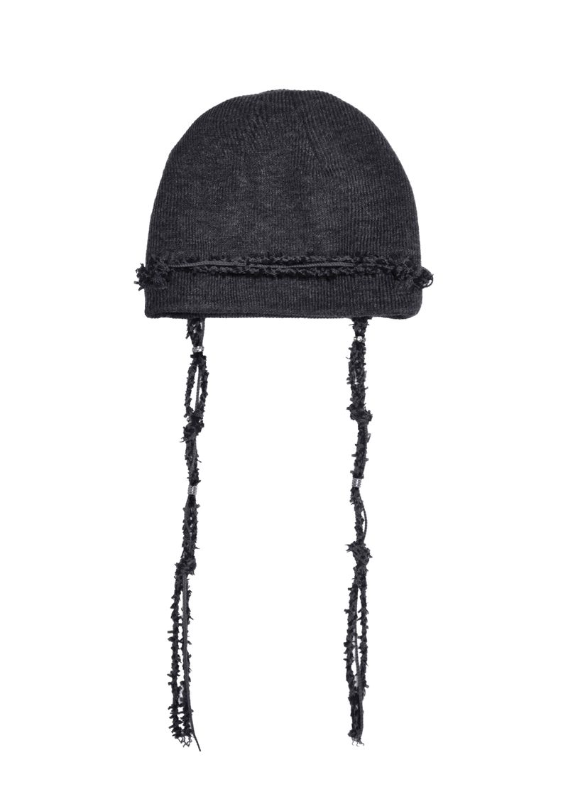  KNIT BRAID BEANIE . CHARCOAL