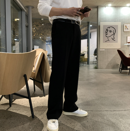 LOOKPLE（ルックプル）の「ローガンウィンターサイドバンディングセミワイドスラックス（パンツ）」