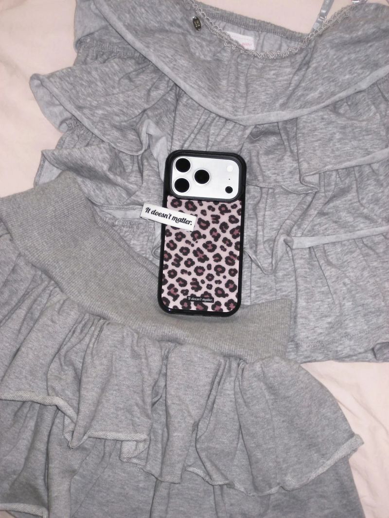 Wild Leo phone case (Dusty Pink)