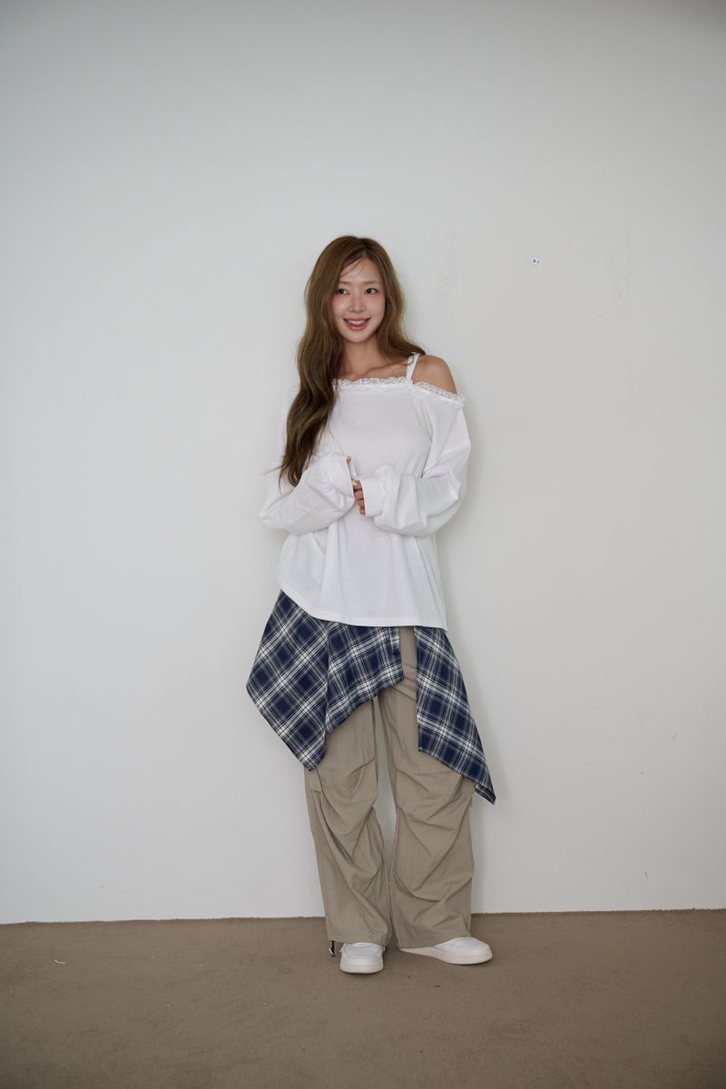 PEP LACE ONE-SHOULDER T-SHIRT
