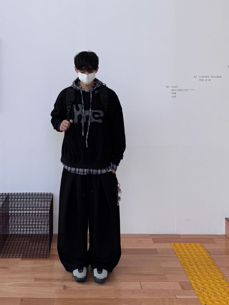 HE Printed Sweatshirt (3 Colors)
