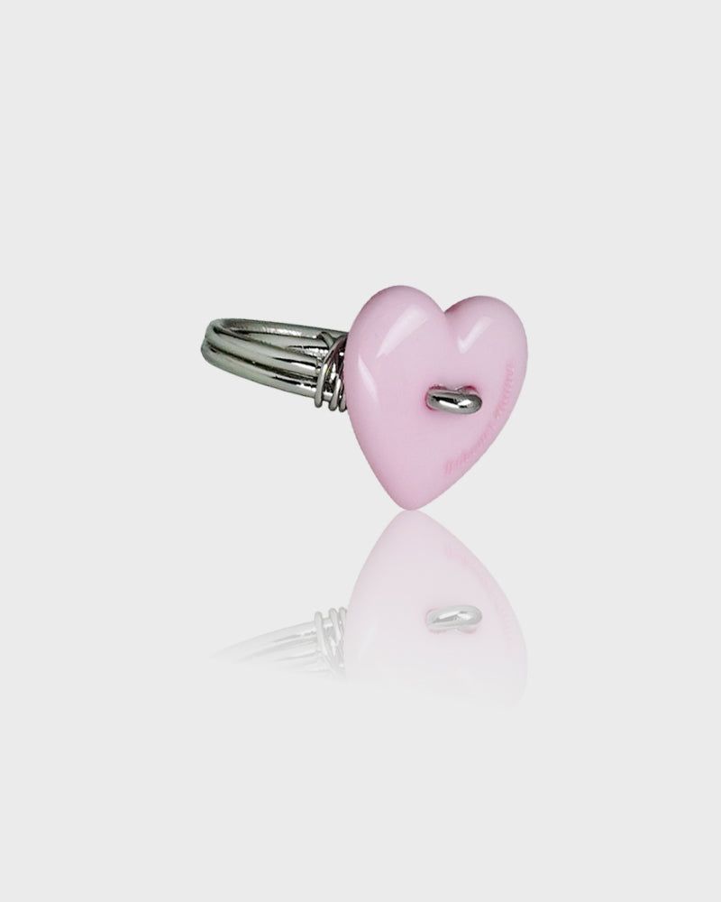 it doesn't matter.(イットダズントマッター)の「ソーイングボタンリング (Heart, Pink)(アクセサリー)」