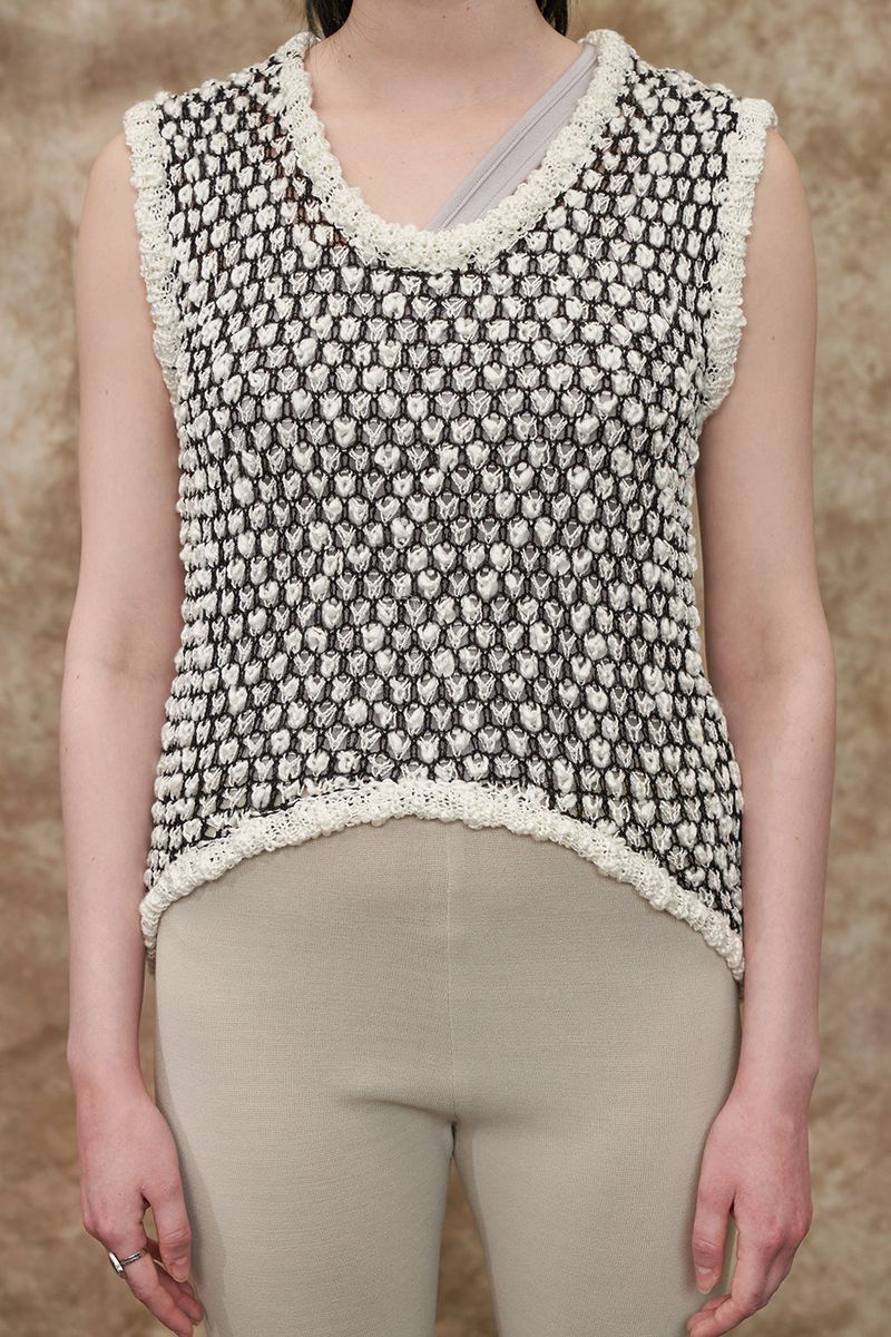 [22S] KNIT VEST
