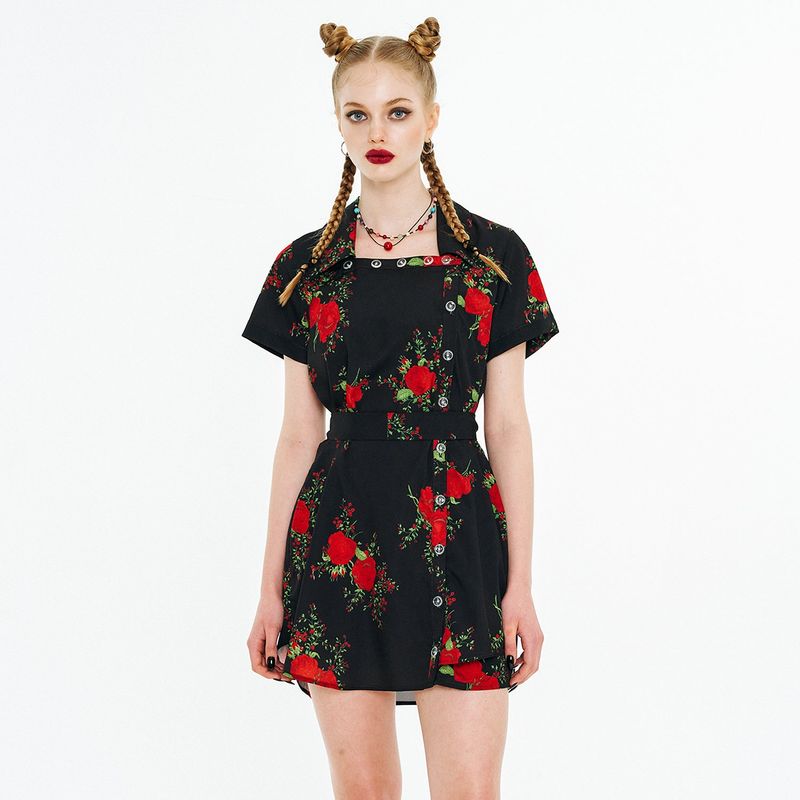 OTHER-worldly（アザーワールドリー）の「Square Neckline One-piece [Black Rose]（Dresses）」