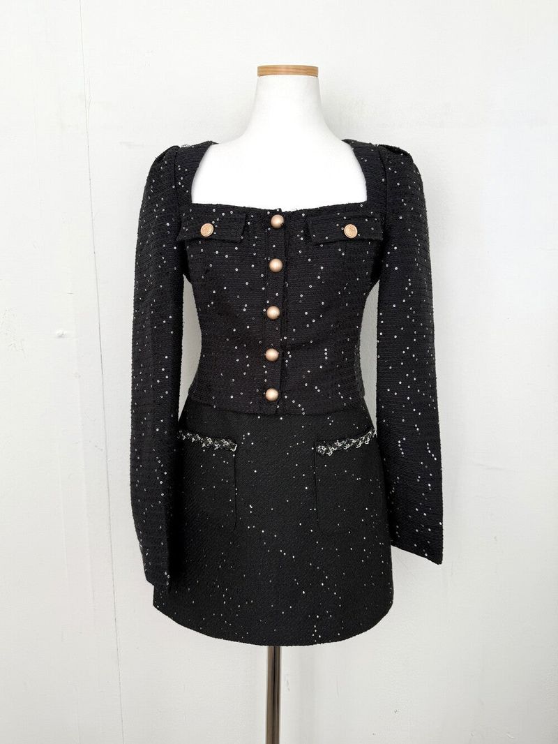 1524. Black tweed crop jk
