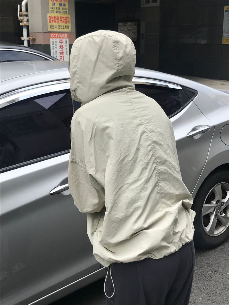 Darwin hood windbreaker