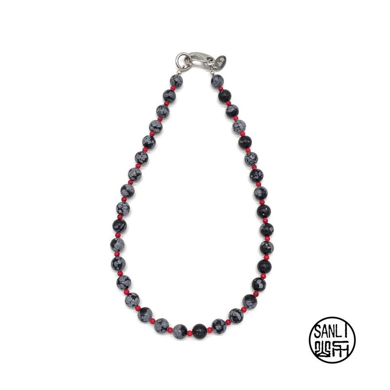 Snowflake necklace (red)