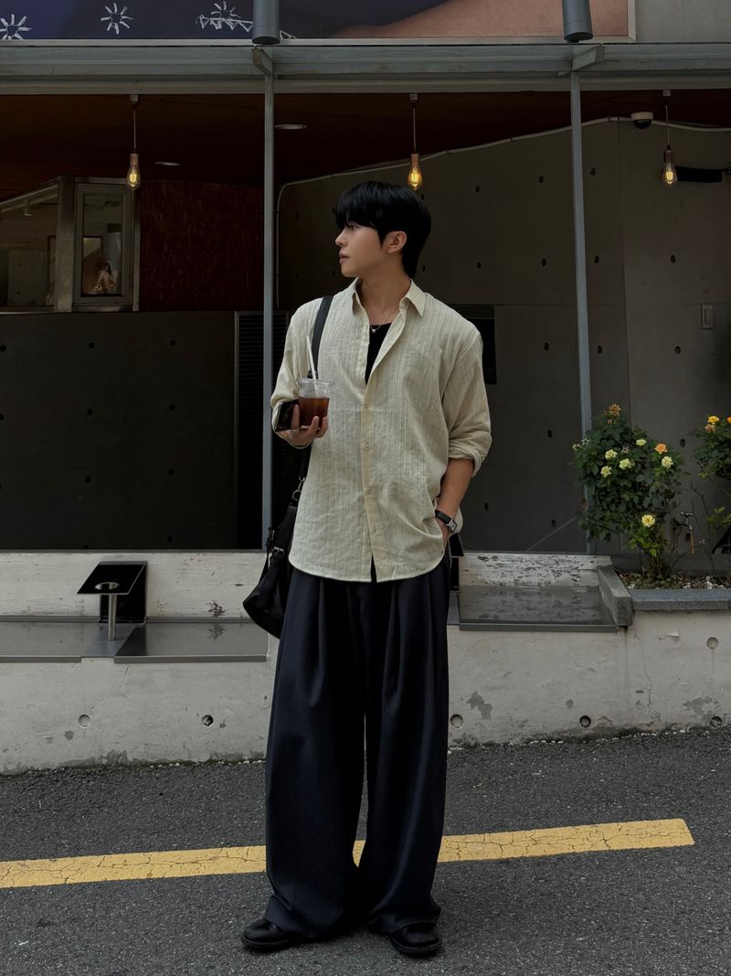 Mona two-tuck wide D-ring slacks