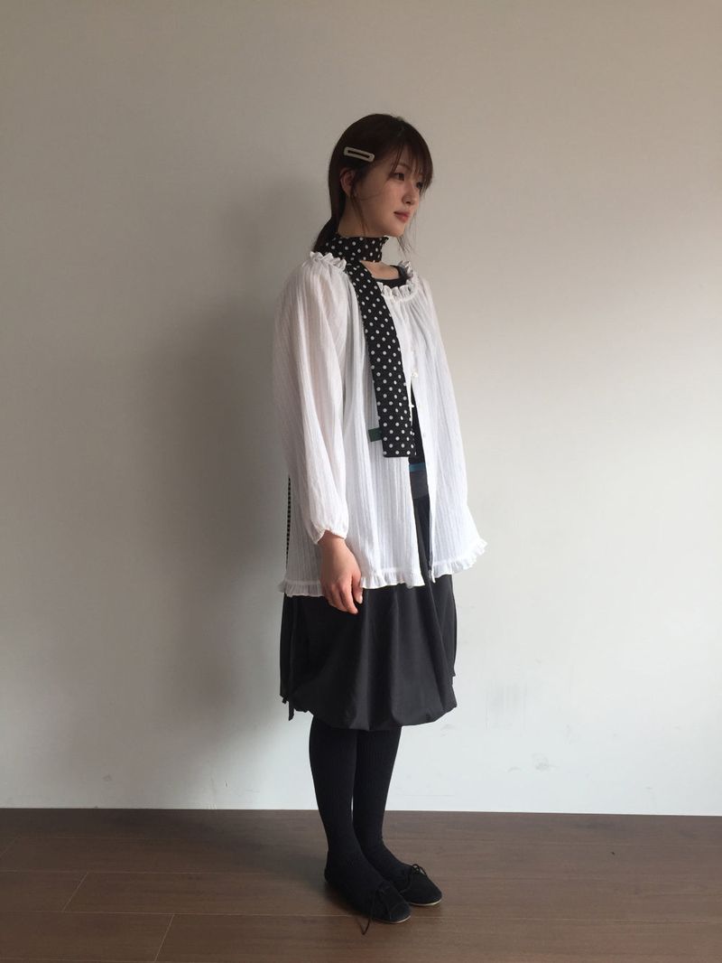 Movia Frill Blouse (2color)