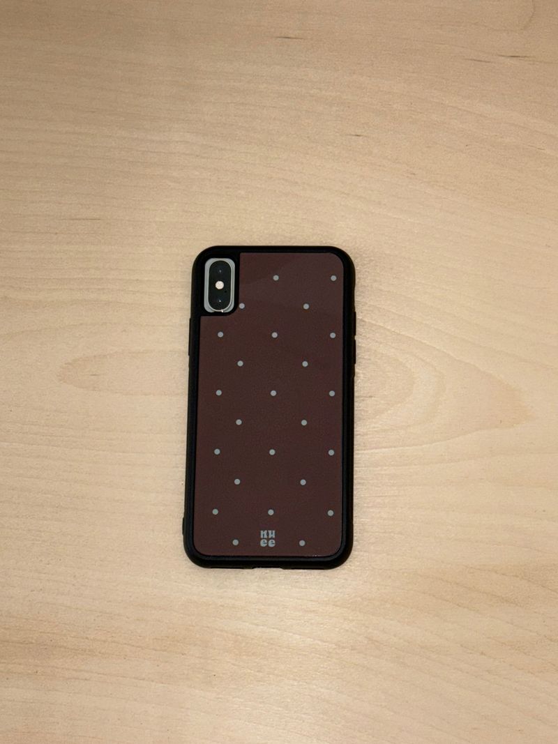 brown dot case 