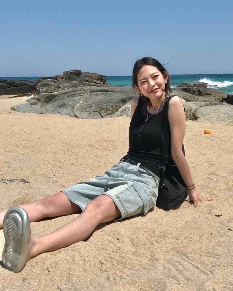 Lina sleeveless