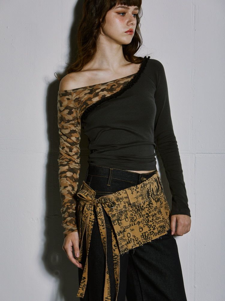  LETTERING PLEATS SKIRT