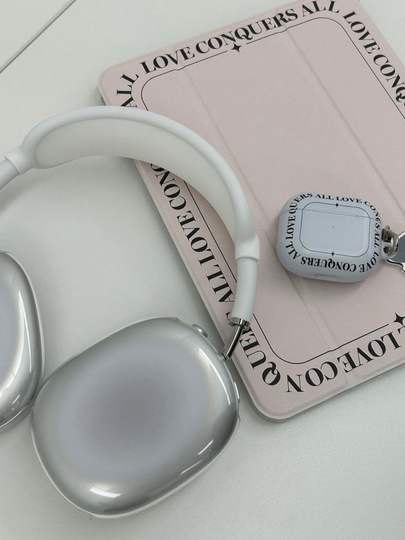 AirPods Max Case blush gradient