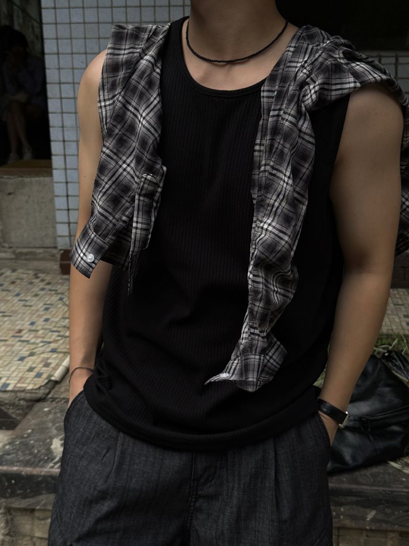 Non-fade diagonal cargo bermuda pants 