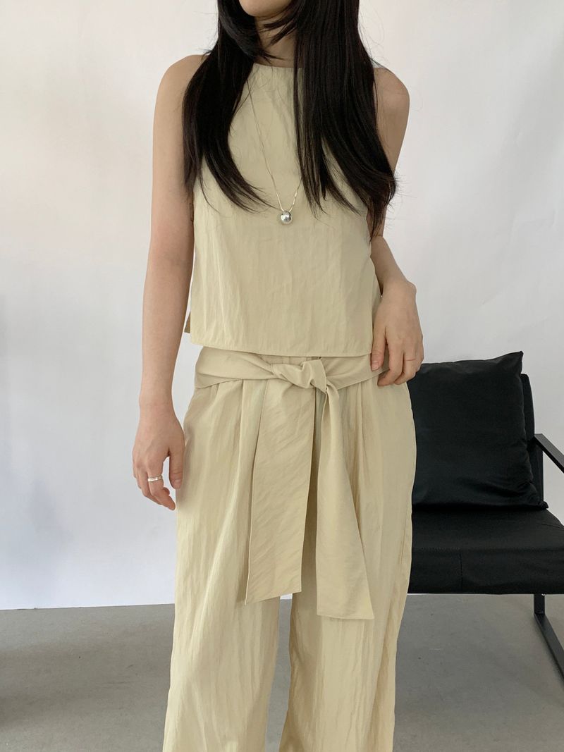 Raina halterneck sleeveless blouse