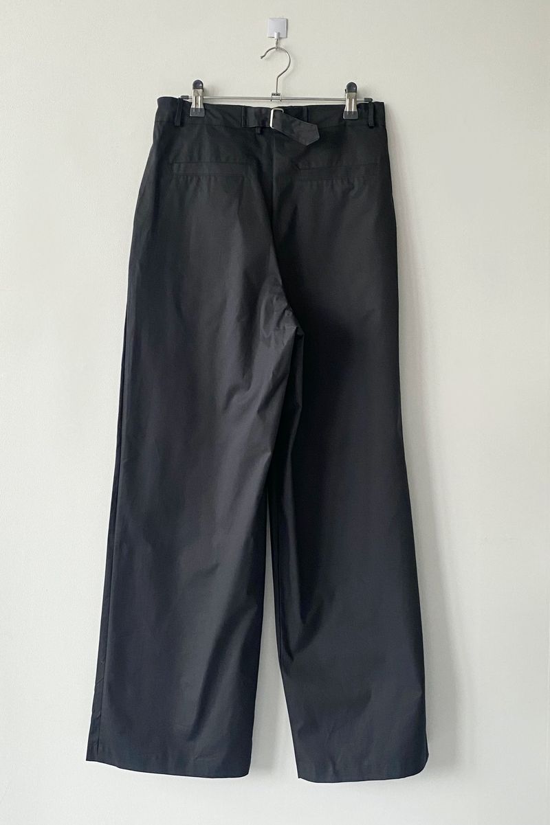 Dull bizo pintuck wide pants