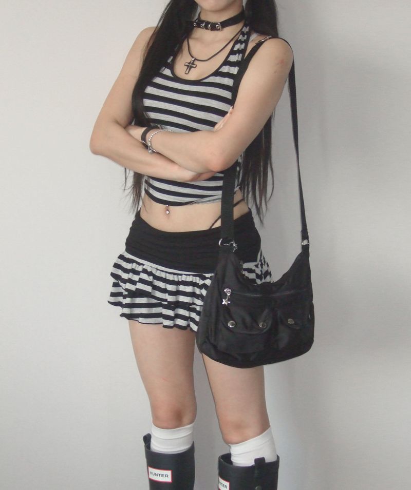 Star cloud sling bag _ Black